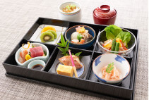 人生を豊かに彩る食事サービス